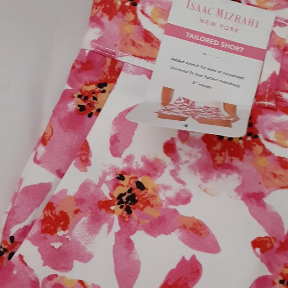 - Isaac Mizrahi water color floral print shorts NWT
